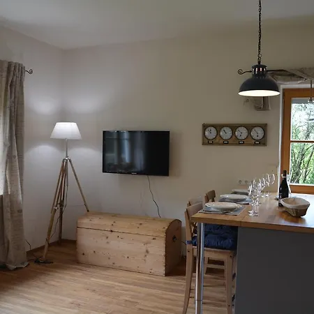 Chiemsee Beachhouse Апартаменты *
